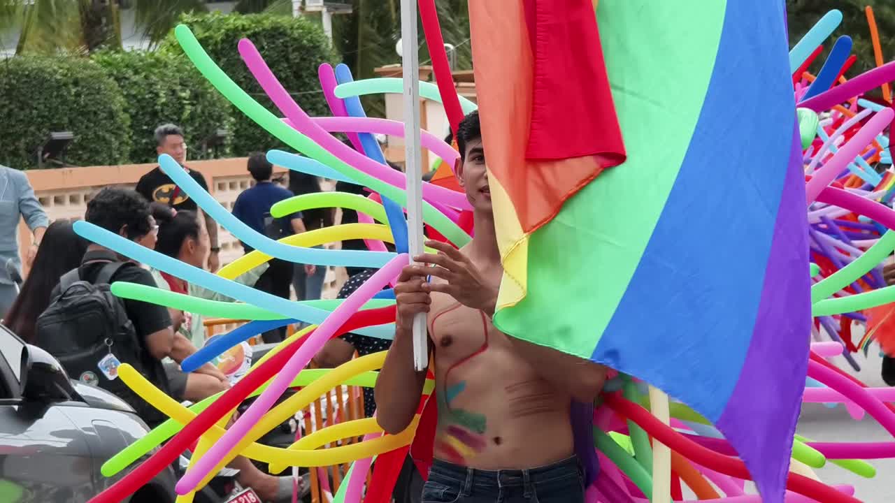 desfile del orgullo en tailandia