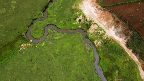 concepto de cambio climático policía de kenya