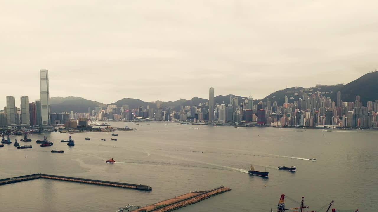 donde el comercio ocurre a través de las aguas