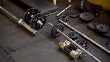 Dumb-Bells,-Various-Weights,-Excise-Mat,-Close-Up