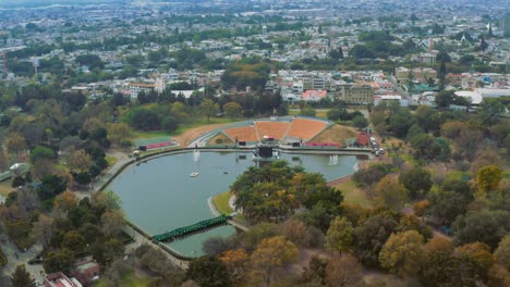 toma aerea del anfiteatro &quot;foro del lago&quot;