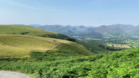 Wanderweg-Und-Trail-In-Den-Sanften-Hügeln-Des-Lake-District-In-England