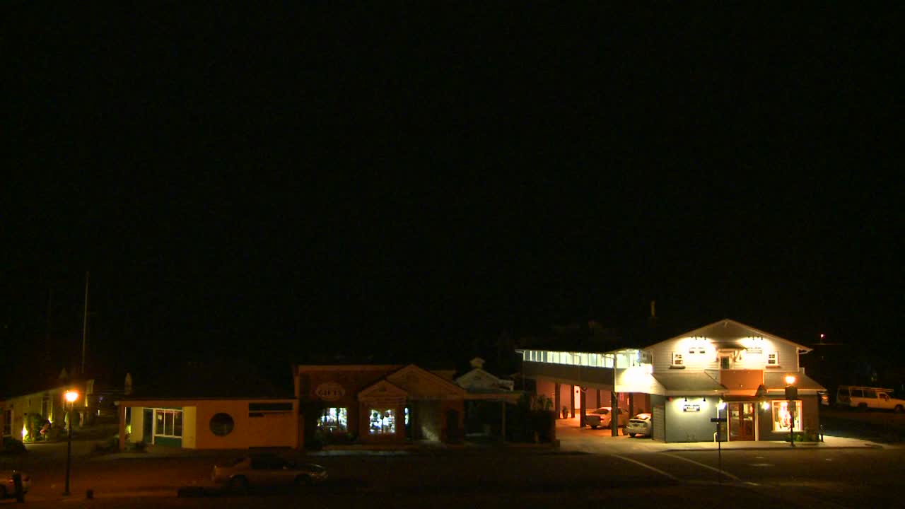 un lapso de tiempo disparó sobre un pequeño pueblo de playa