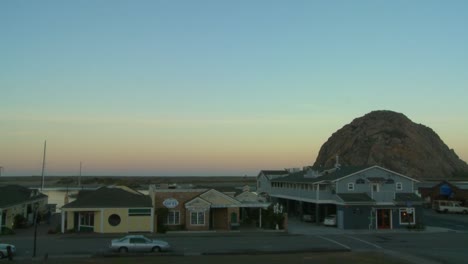 un lapso de tiempo disparó sobre un pequeño pueblo de playa