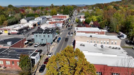 aerial-push-to-downtown-weaverville-nc,-north-carolina