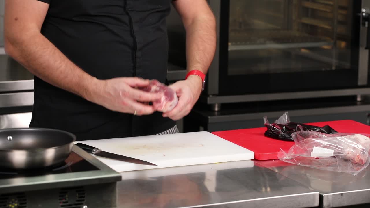 preparación del cordero para la cocción