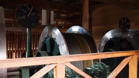 operational steam-driven pump at sovereign hill