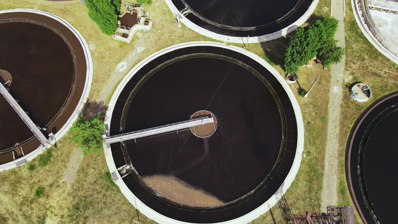 더러운 하수 재활용을 위한 둥근 정화기를 갖춘 폐수 처리 시설