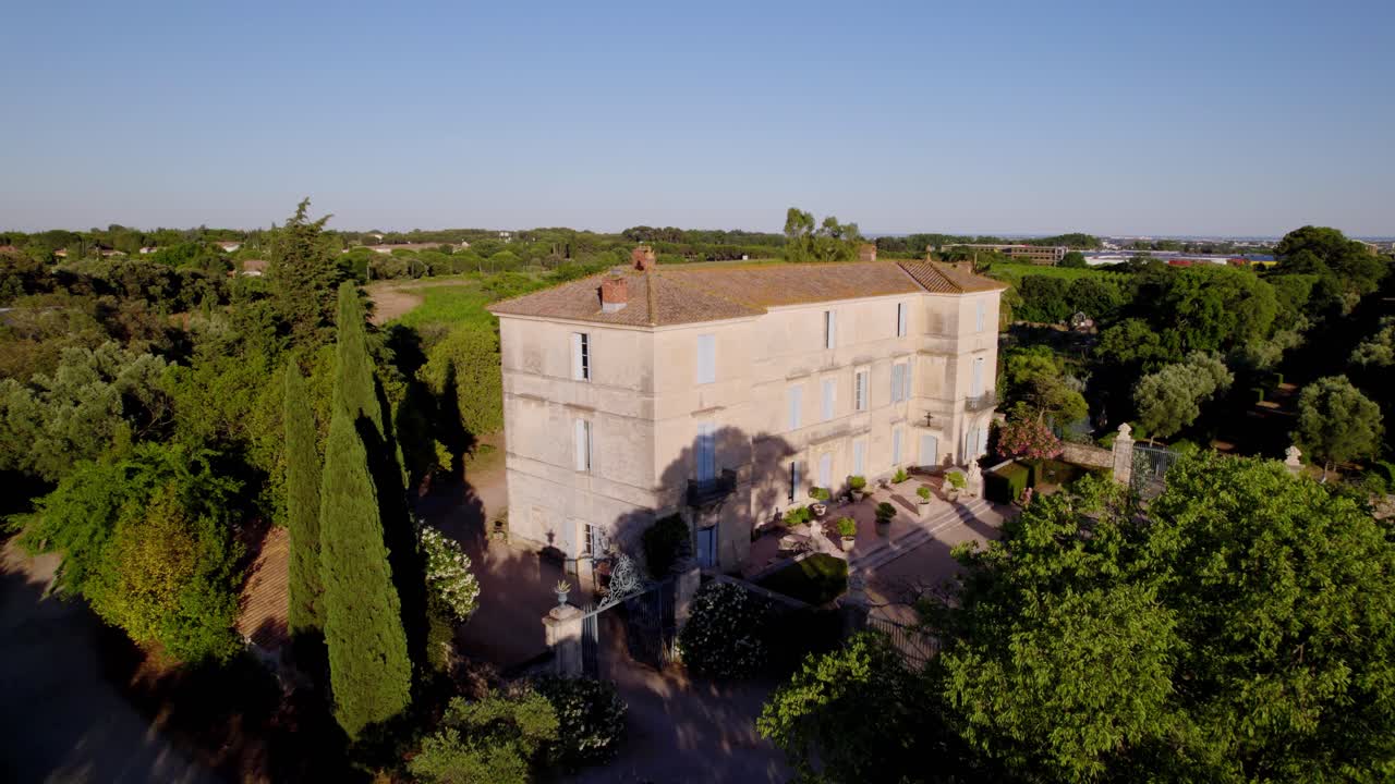 프랑스 몽펠리에의 평화로운 곳에 위치한 아름다운 아파트