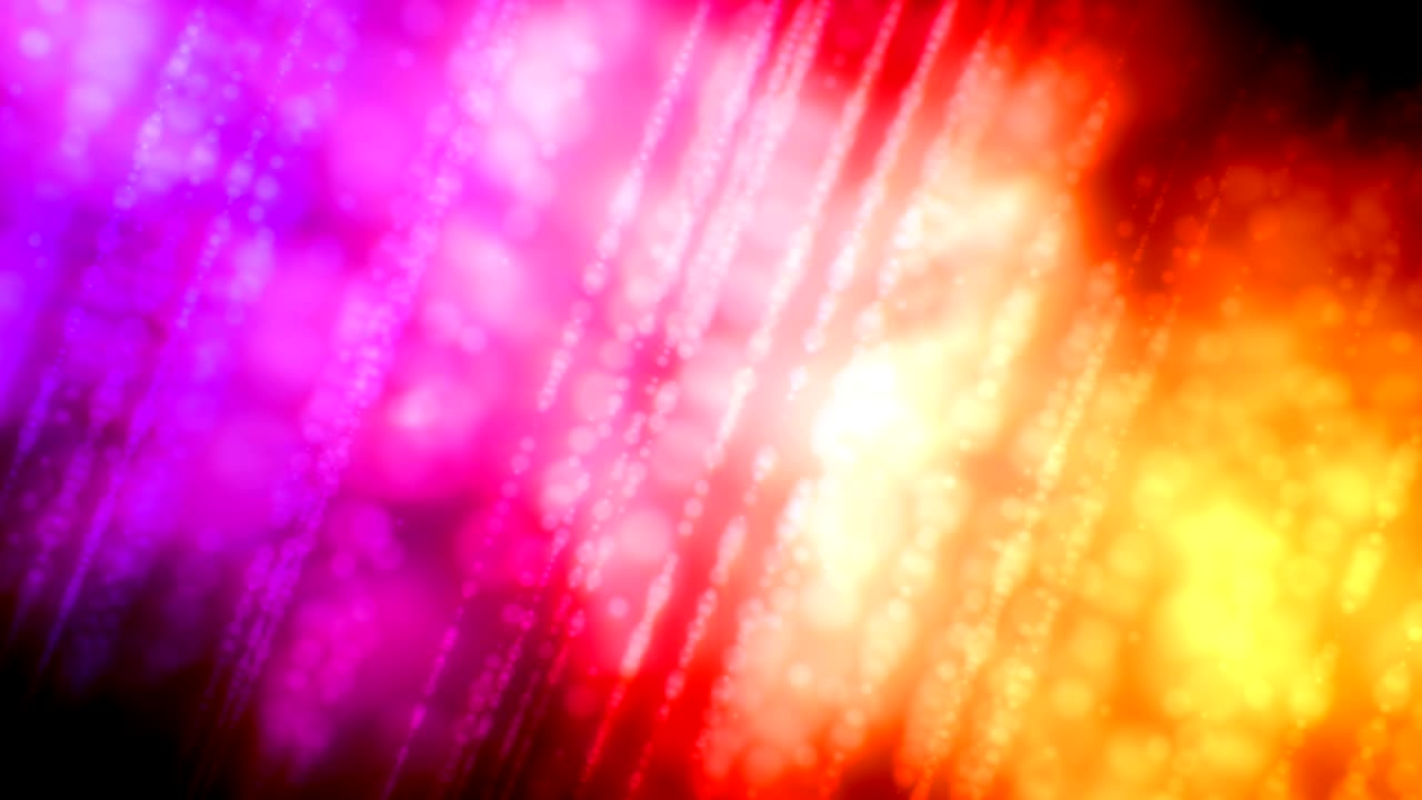 puntos brillantes multicolores y no enfocados en una fila diagonal como un bucle de fondo de video bokeh 4k - púrpura, rosa, naranja, rojo