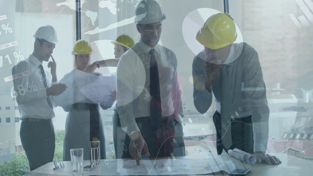 animación de procesamiento de datos estadísticos contra dos ingenieros varones diversos discutiendo sobre un plan