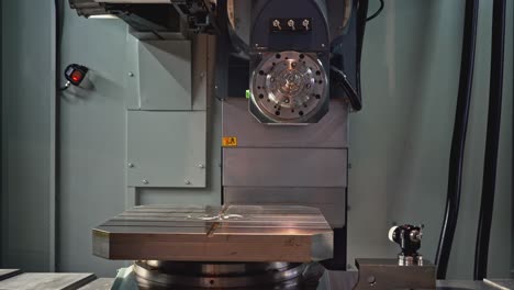 cnc milling machine in operation