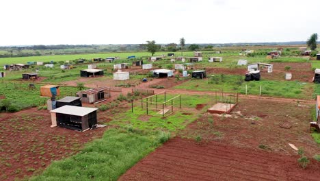 sandovalina, são paulo, brazil - camp, canvas shacks housing members of the sem terra - fnl - national front for the field and city struggle