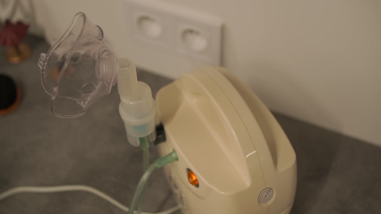 Nebulizzatore in funzione che produce nebbia