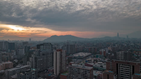 Drohnen-Zeitraffer,-Providencia,-Santiago,-Chile