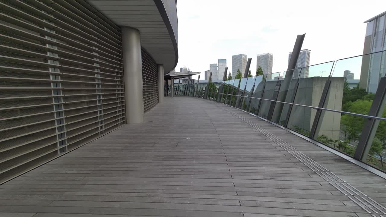 la cubierta peatonal de tokyo toyosu 2022