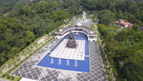 4K-Drohnenaufnahmen-Tugu-Negara