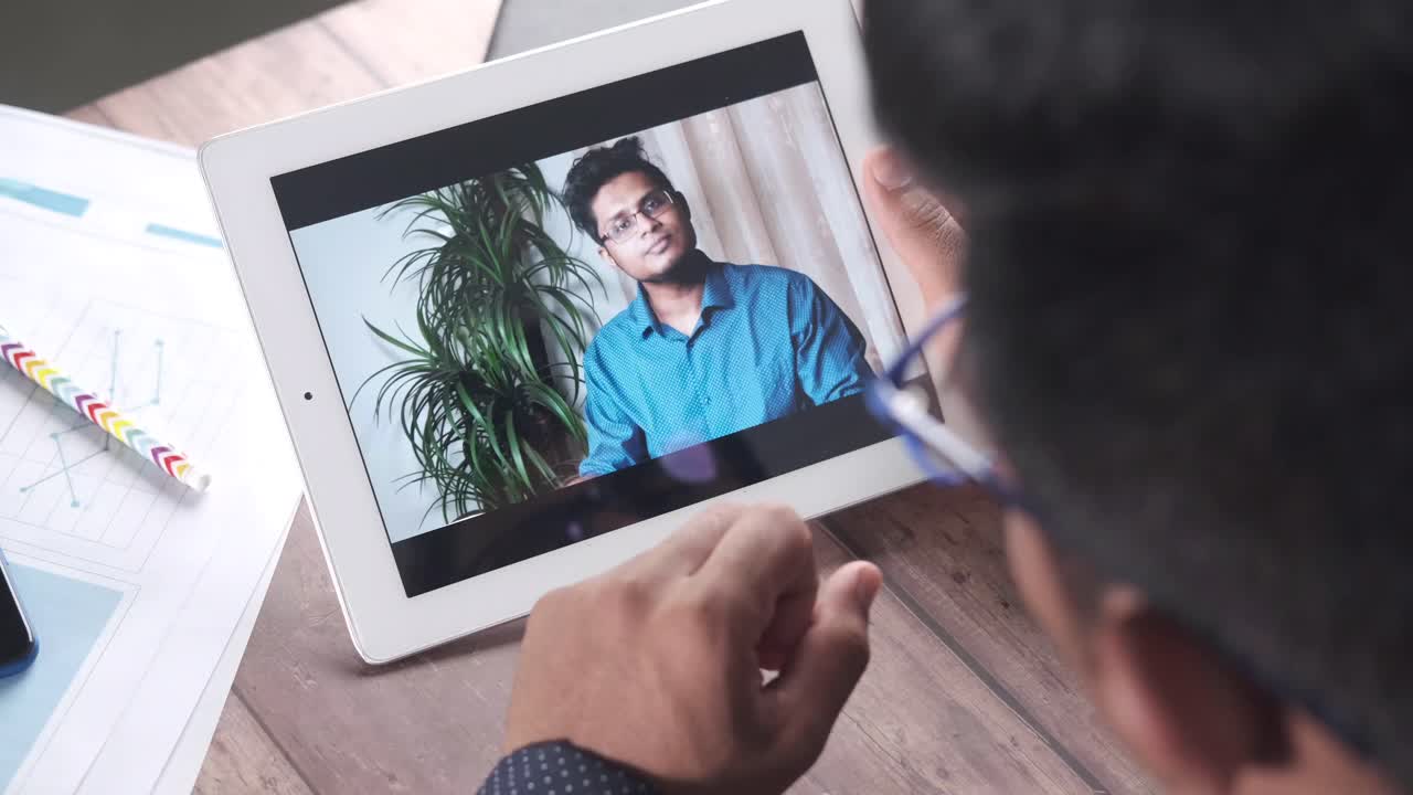 llamada de video en tableta