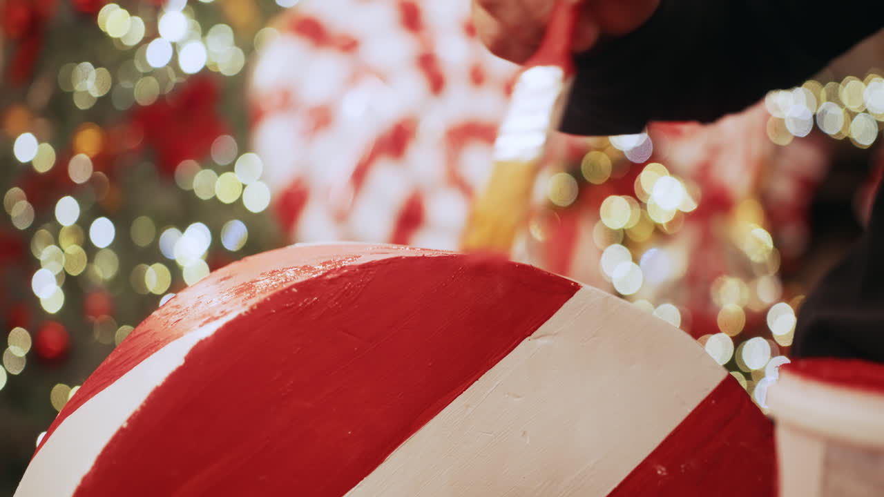 una decoración de caña de caramelo de navidad