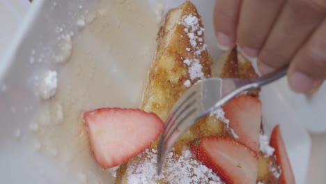 french toast with strawberries