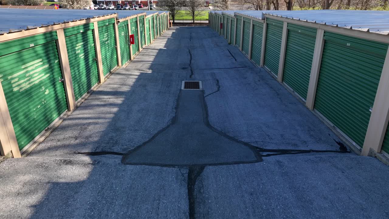 미니 셀프 스토리지 임대 유 ⁇ 과 미국 건물의 공중 촬영