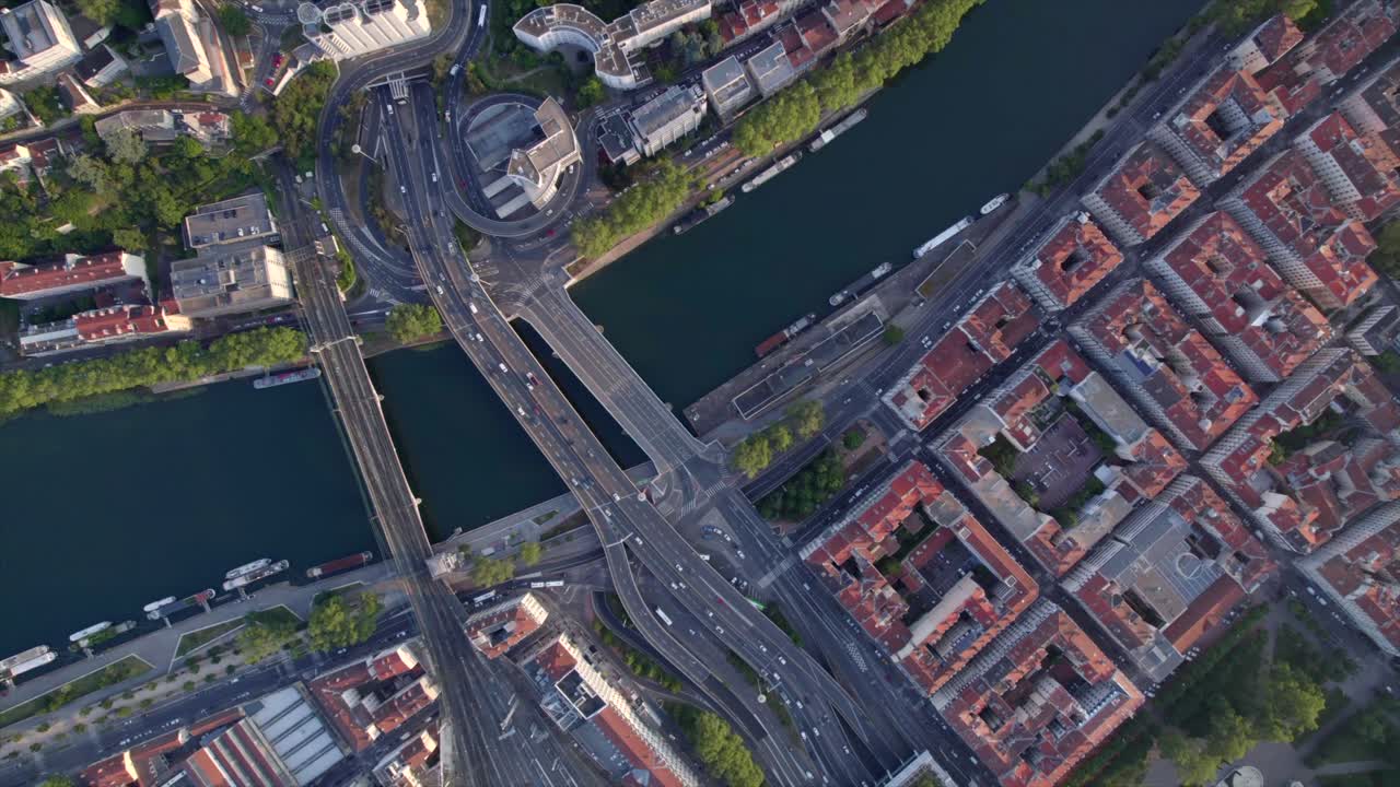 el amanecer del dron de 4k