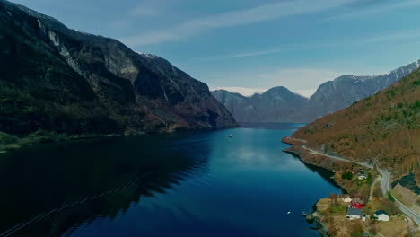 Scenic-View-of-Sognefjord-Amidst-Towering-Cliffs-And-Valley-In-Vestland-County,-Western-Norway