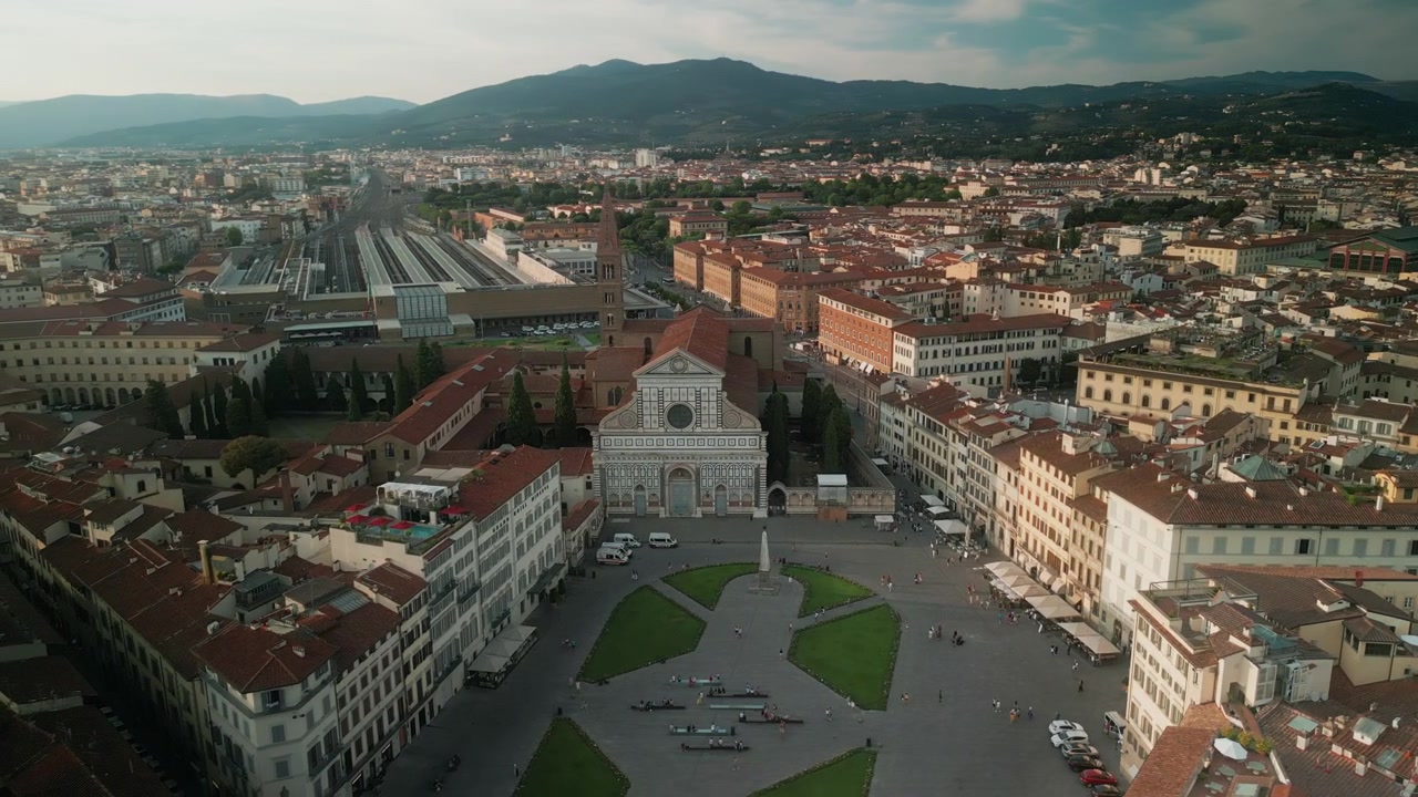 Vista aerea di Piazza Santa Maria Novella a Firenze, Italia