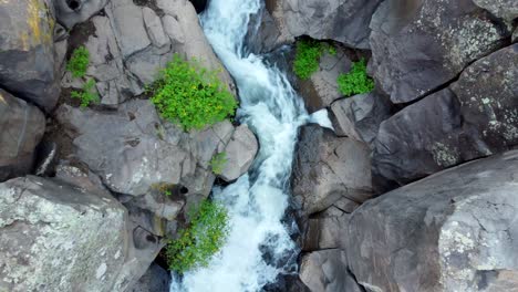 Top-Down-View-of-Waterfall-in-Picture-Canyon-in-Northern-Arizona