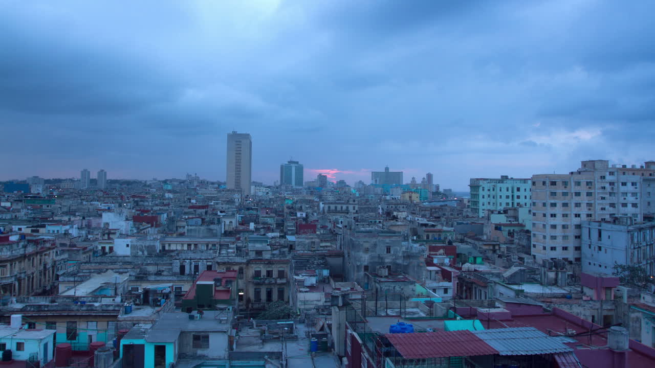 Havana Silüeti Gün Batımı 00
