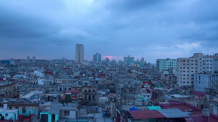 Skyline L'Avana Tramonto 00