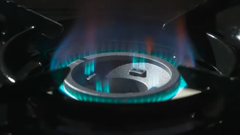 blue fire from the gas stove