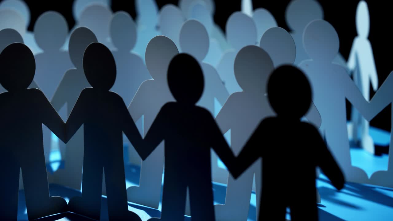 종이 체인 종이 남자의 그룹의 회전 영상