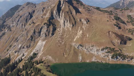 Bergsee-Bayerische-Alpen-|-Nebelhorn-Berg-|-4k-D-log-Rec709-–-Perfekt-Für-Die-Farbkorrektur