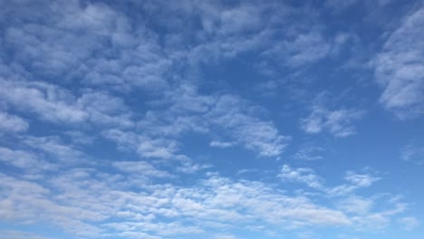 Raw-footage-of-heavenly-skyline-and-Earth's-atmosphere-with-cumulus-clouds