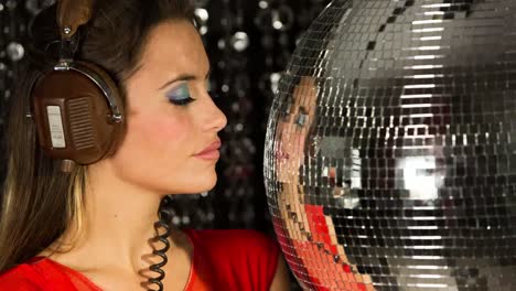 woman discoball 14