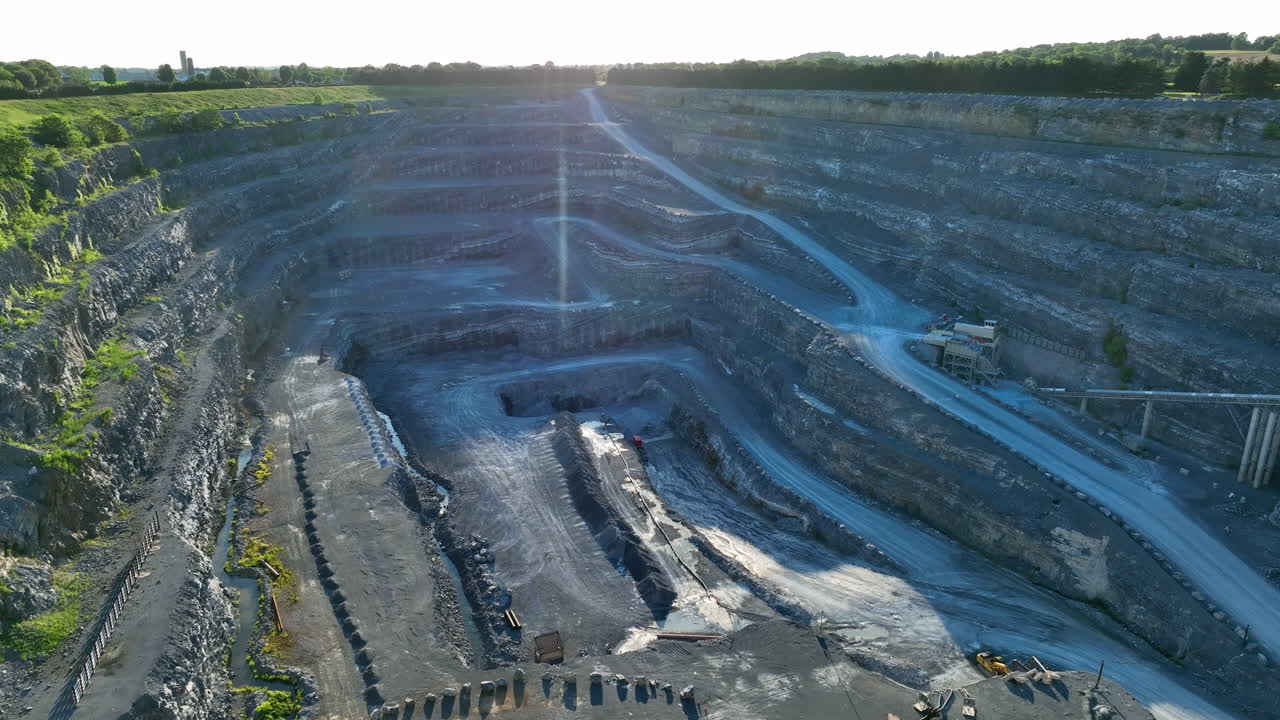 Quarry mining theme