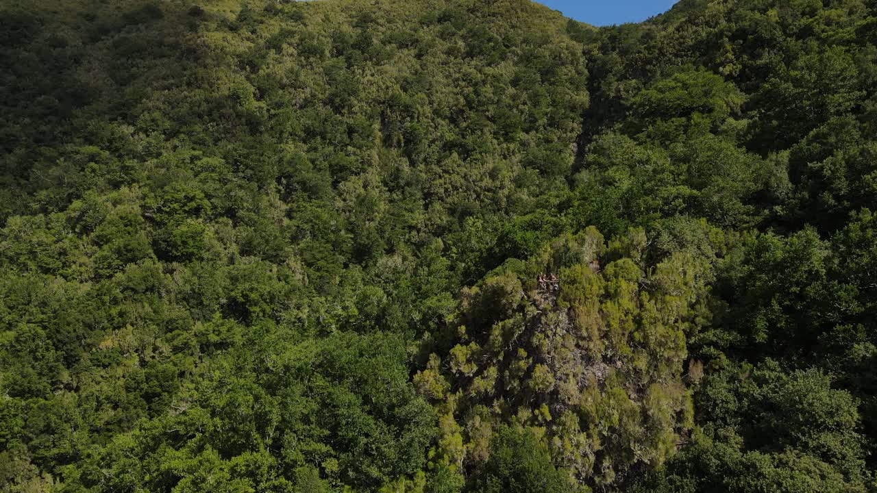 punto de vista en las montañas verdes de madeira, portugal