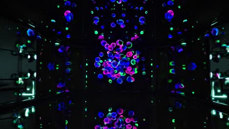 esferas de neón brillantes en un espacio reflectante