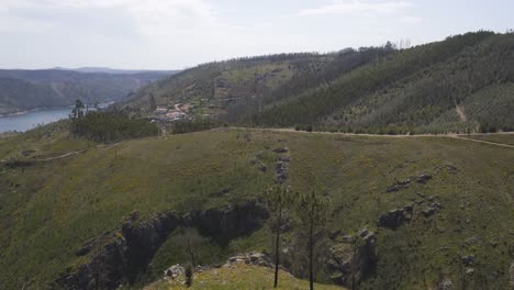 Castelo-do-Bode-Albufeira-dam-lake-landscape-in-Portugal