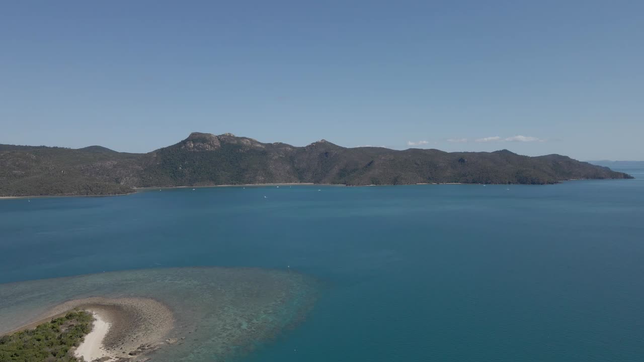Scenic View Of Whitsunday Island From Langford Island At Summer In Queensland, Australia