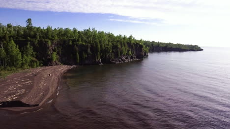 Aerial-Shot:-Rocky-Coast-Of-Lake-Superior