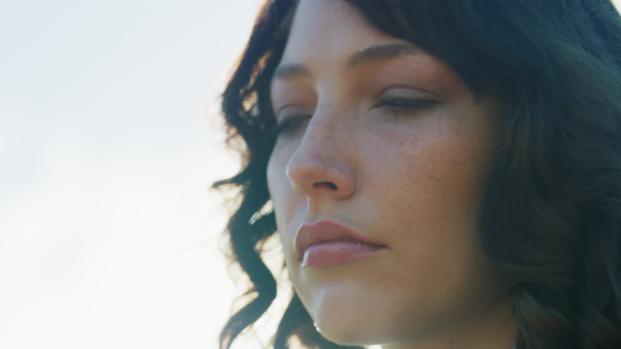 si estás luchando contra la depresión, busca ayuda