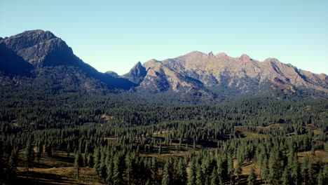 Cascade-Mountain-and-surrounding-Canadian-Rocky-Mountains-in-summer-time