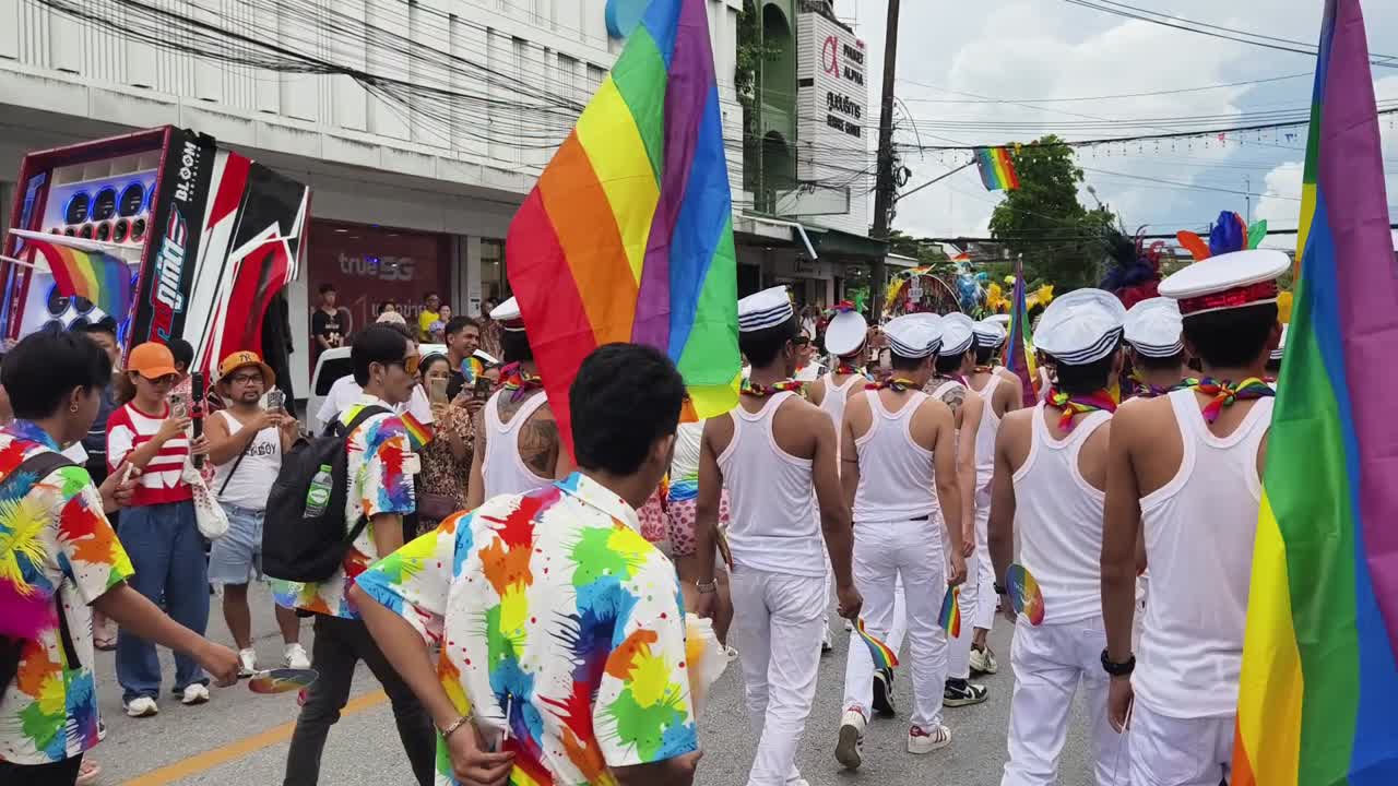 el desfile del orgullo lgbtq