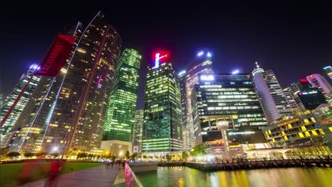 noche iluminada singapur marina bay centro de la ciudad panorama 4k lapso de tiempo