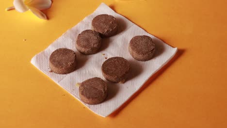 Lot-of-chip-cake-cookies-with-chocolate-close-up-tilting