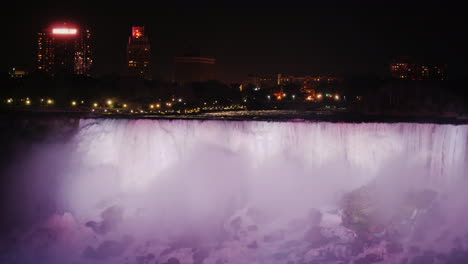 niagara falls lit up at night