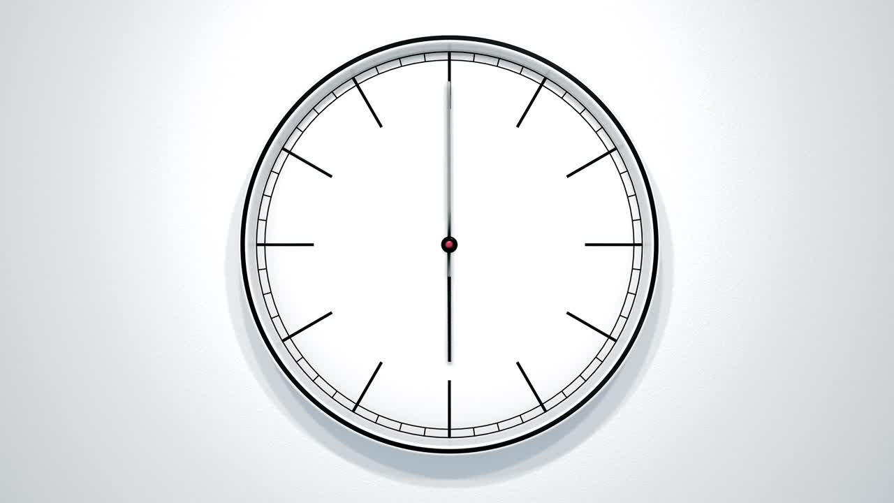 12 horas de lapso de tiempo de un reloj minimalista moderno en la pared blanca.