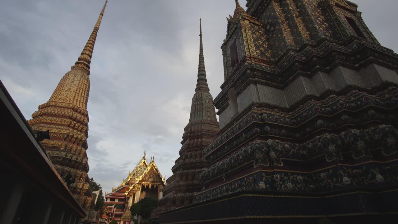 Wat Arun - Bangkok Temple